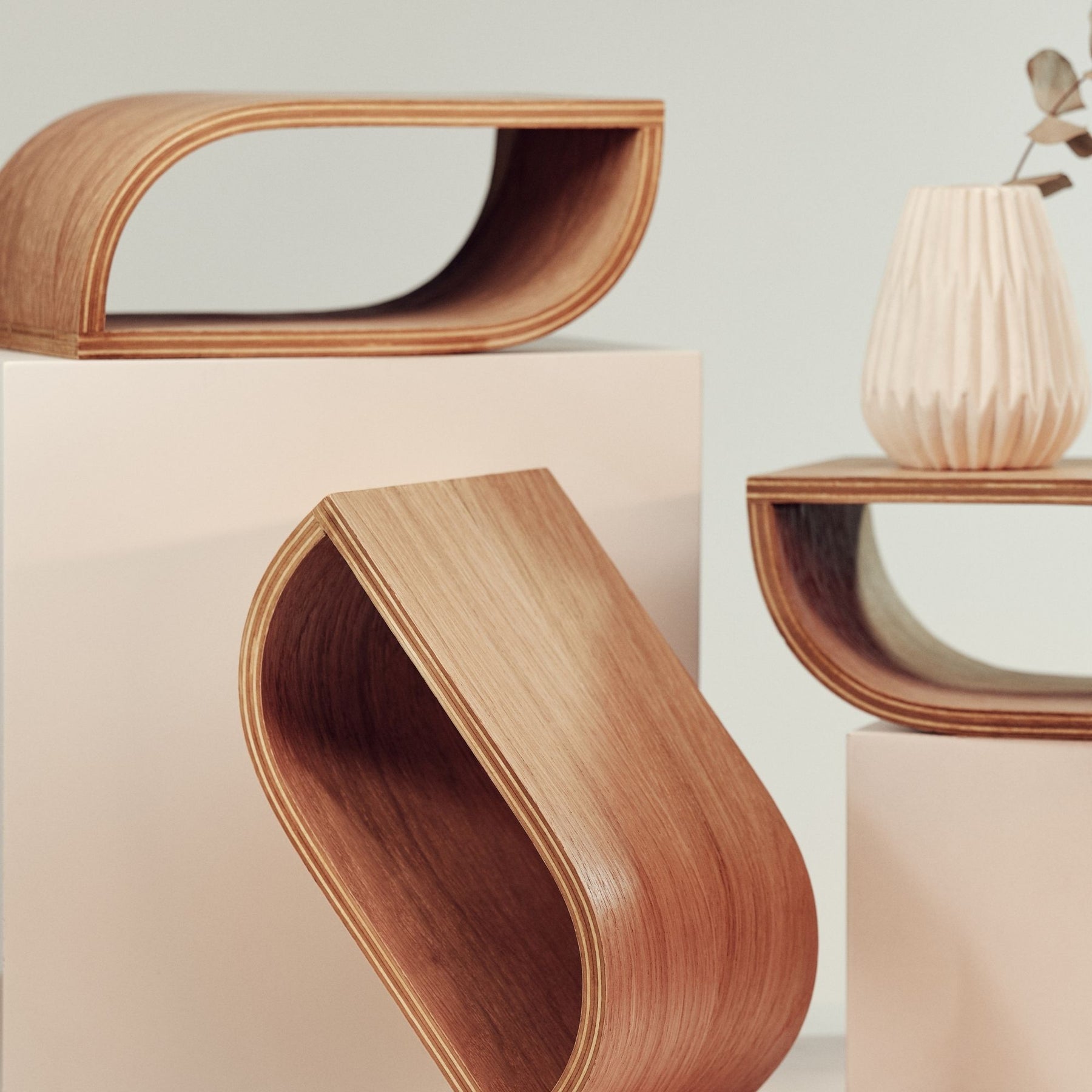 Floating Wall Sheves Set of 3 LOOP