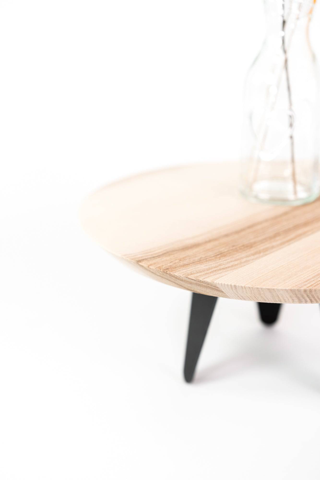 Wooden round cake stand - EWART WOODS